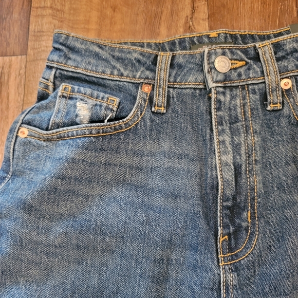 WILD FABLE Super High Rise Distressed Baggy Jeans - Picture 8 of 8